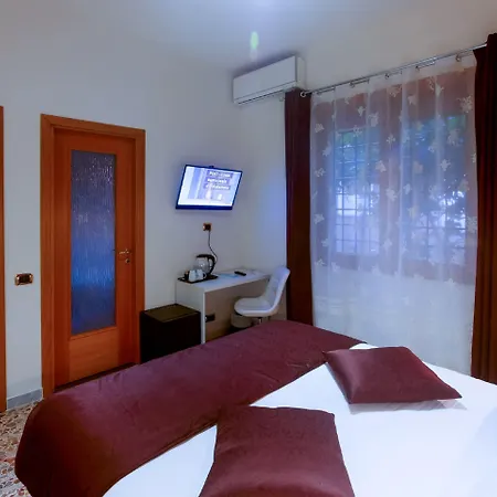 By Vatican Pensión Roma