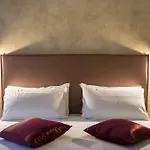 罗马梵蒂冈套房旅馆 招待所 4*